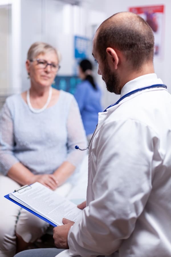 Servicio de urología para cálculos renales en Bogotá